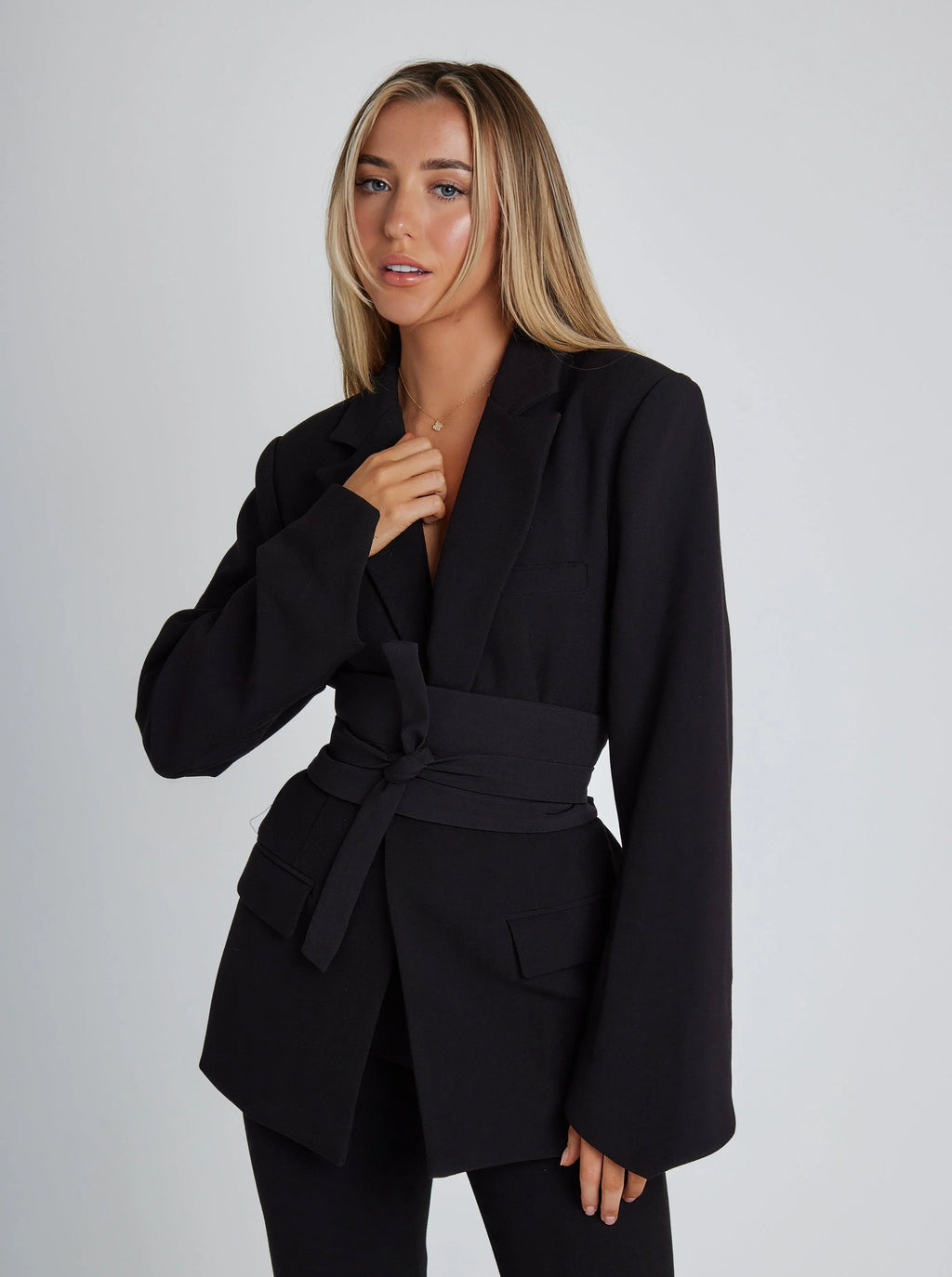 Luxe Chic Tailored Everyday Blazer