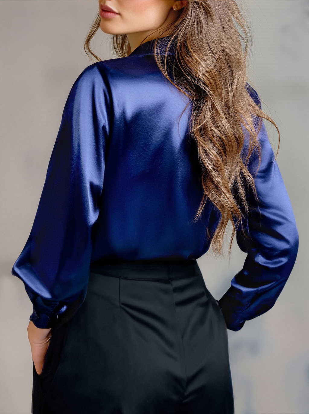 Ladies Slim Fit Blouse – With Long Sleeves, Suitable for Work and Everyday Use
