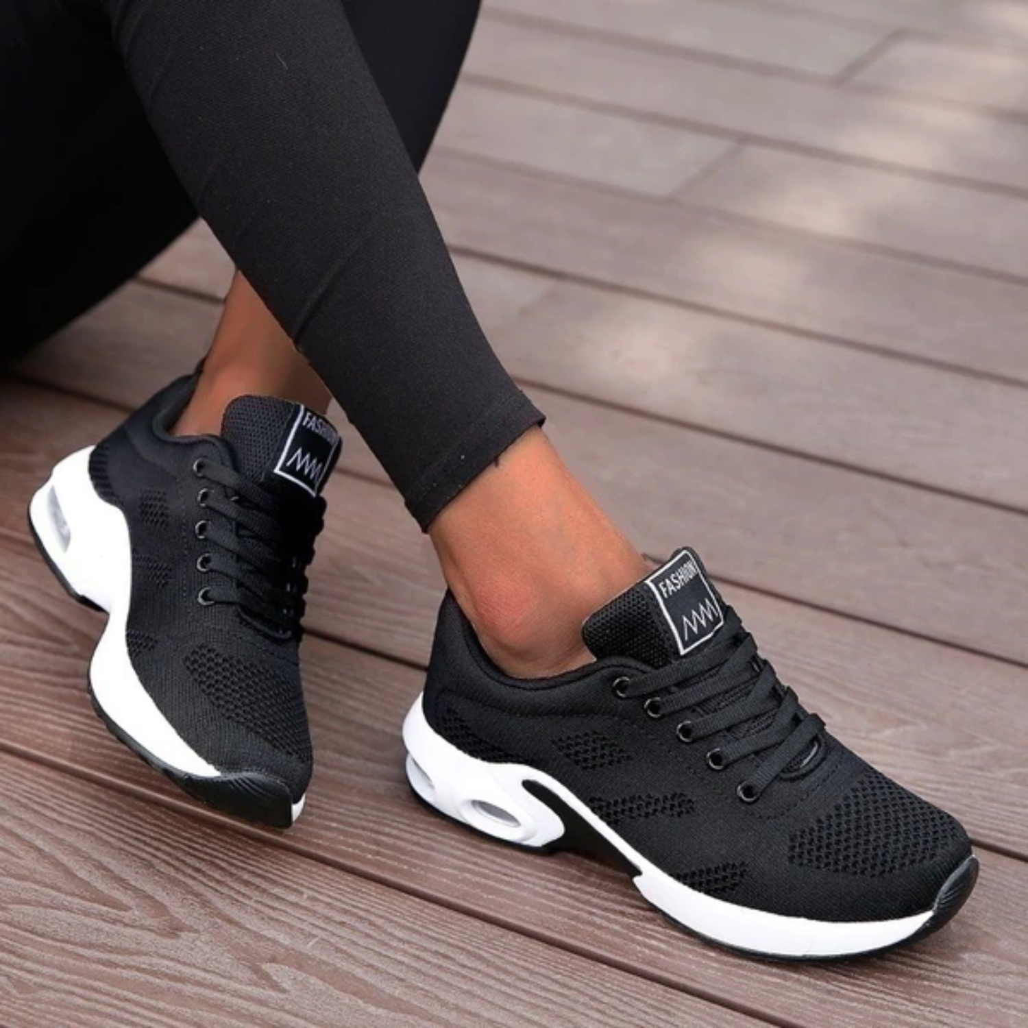 Lightweight Women's Running Shoes – Breathable & Sporty Comfort
