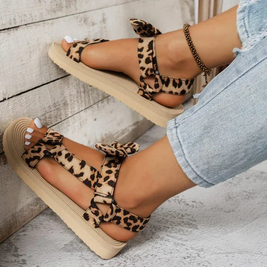 Stylish Sandals with Leopard Print