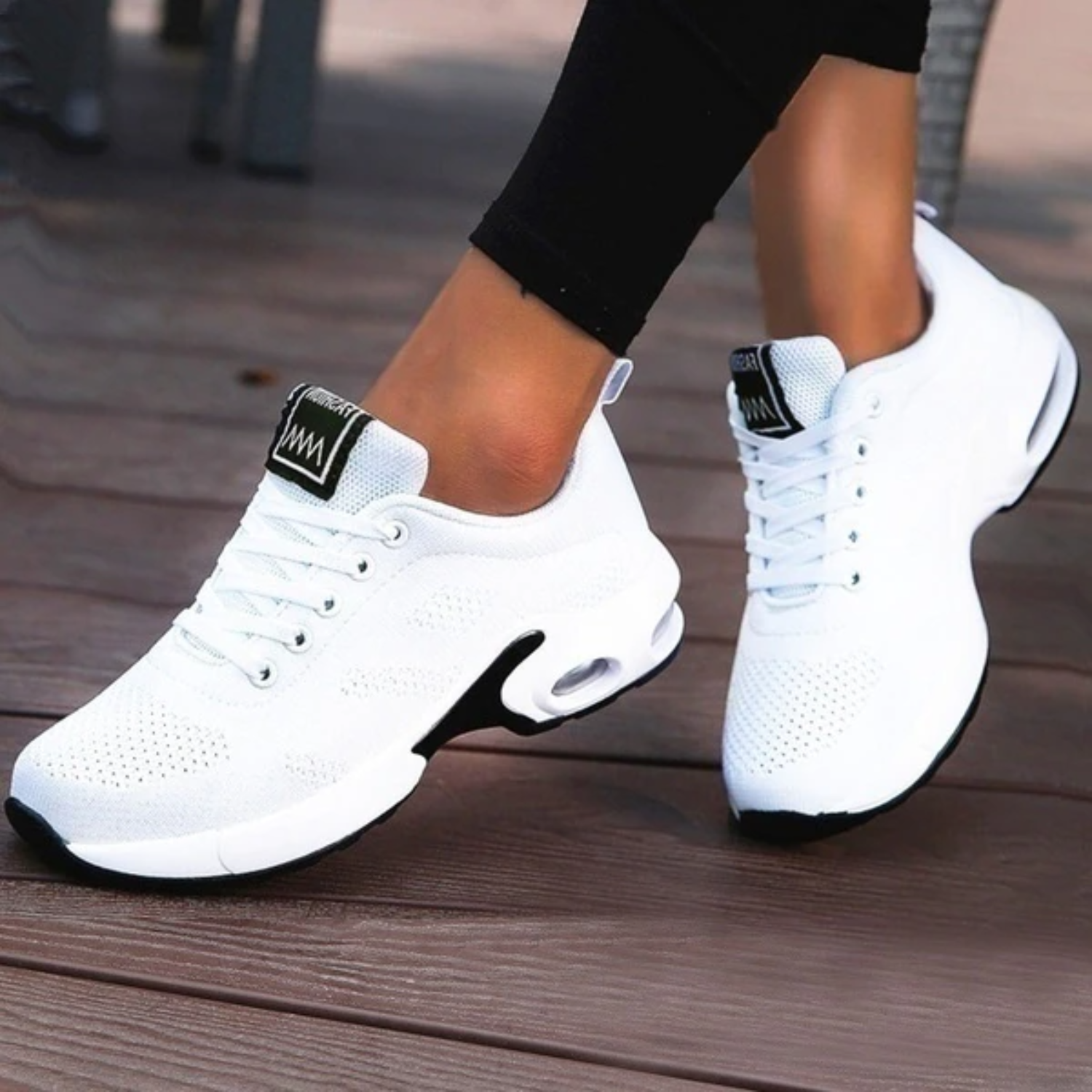 Lightweight Women's Running Shoes – Breathable & Sporty Comfort