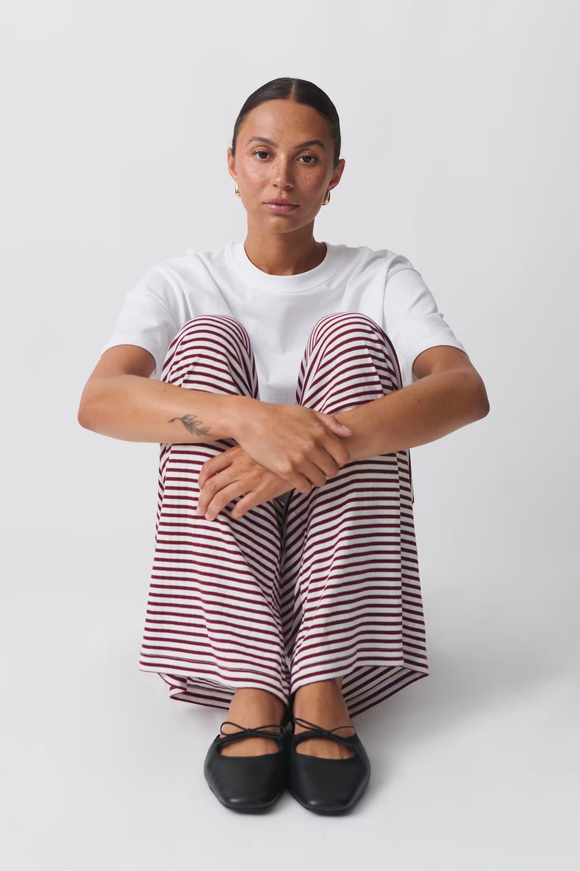 Women's Striped Lounge Trousers - Wide-Leg Pants