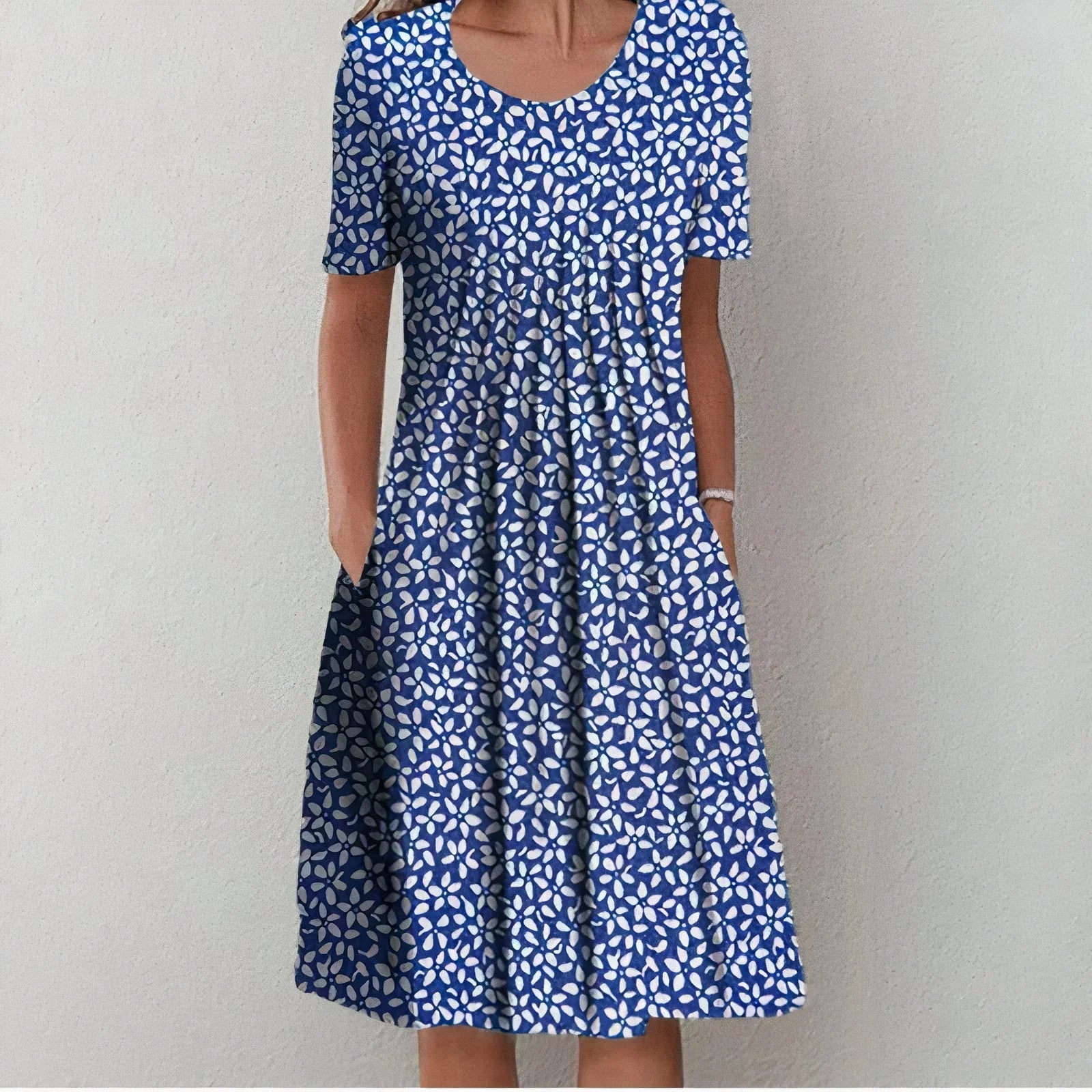 Women’s Summer Cotton Dress with Breathable Fabric and Timeless Fit