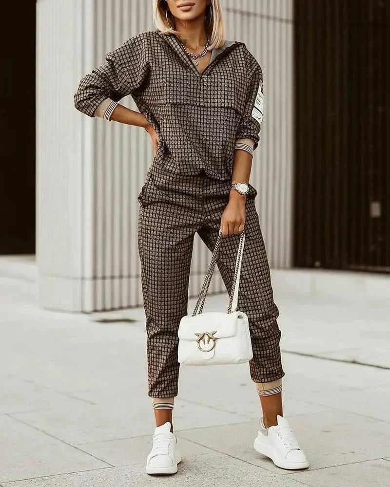 Tracksuit Set for Women - Leg Pants & Sweatshirt