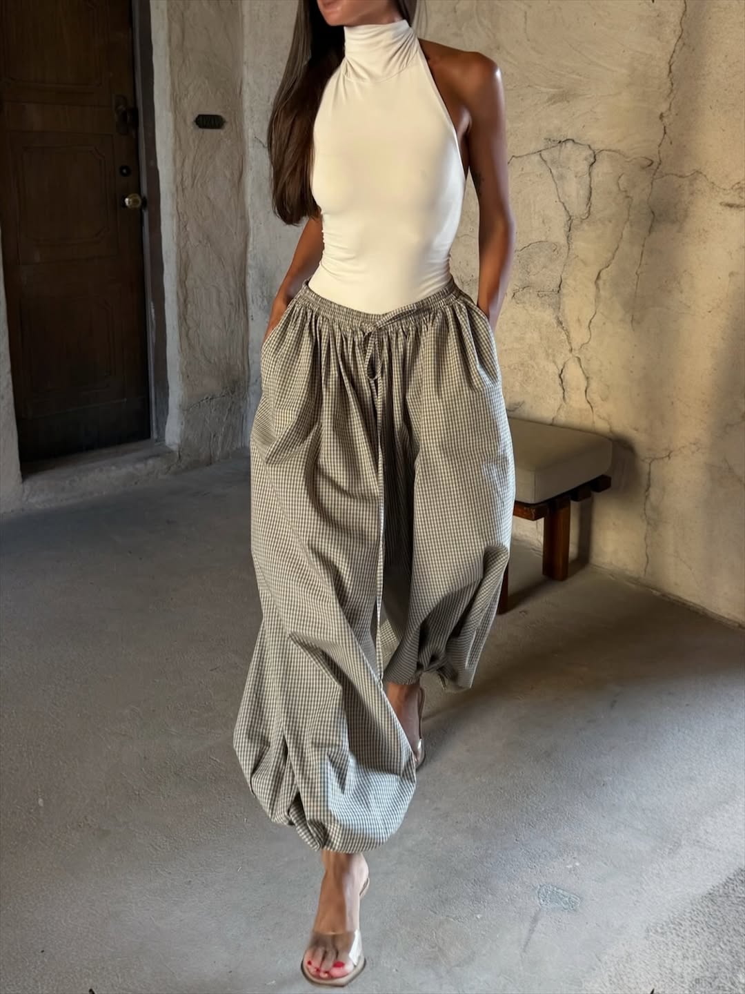 Checkered Woven Wide-Leg Trousers
