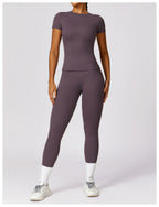 Women's High-Waisted Seamless Gym Set - Short Sleeve & Leggings