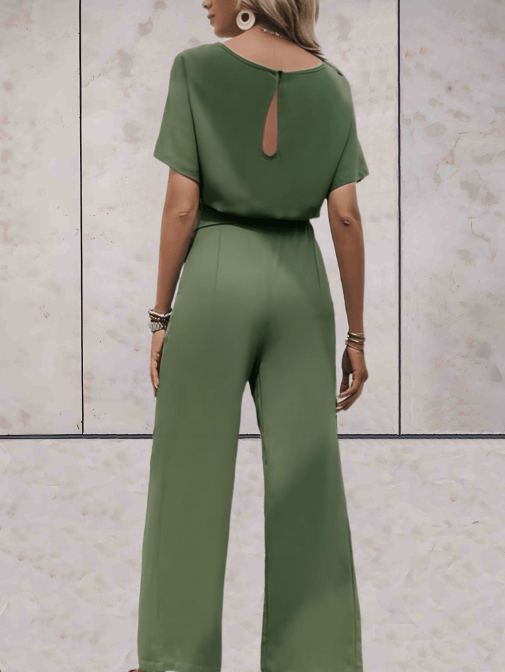 Sleeveless Women's Jumpsuit – Wide-Leg One-Piece