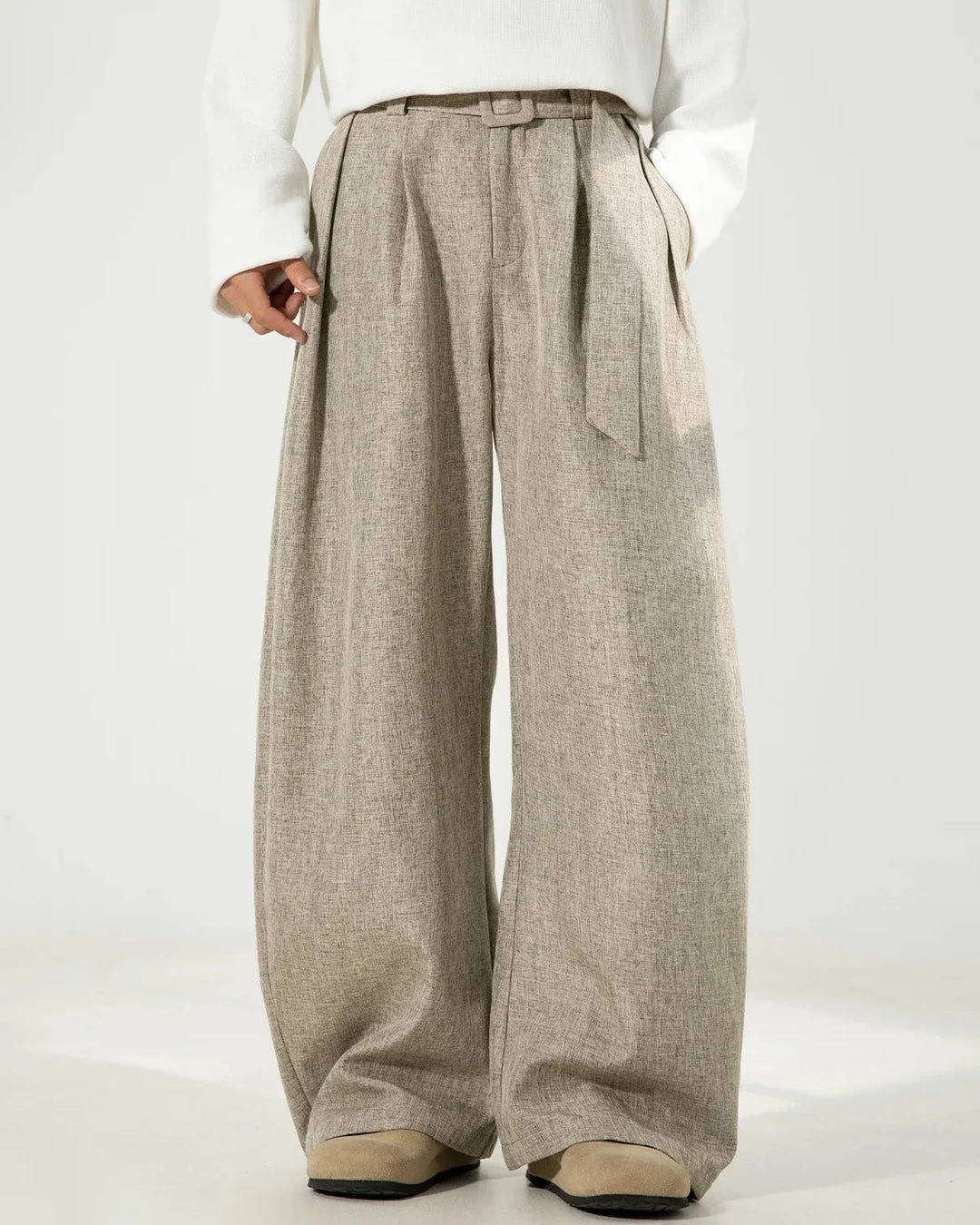 Relaxed Pleated Wide-Leg Pants
