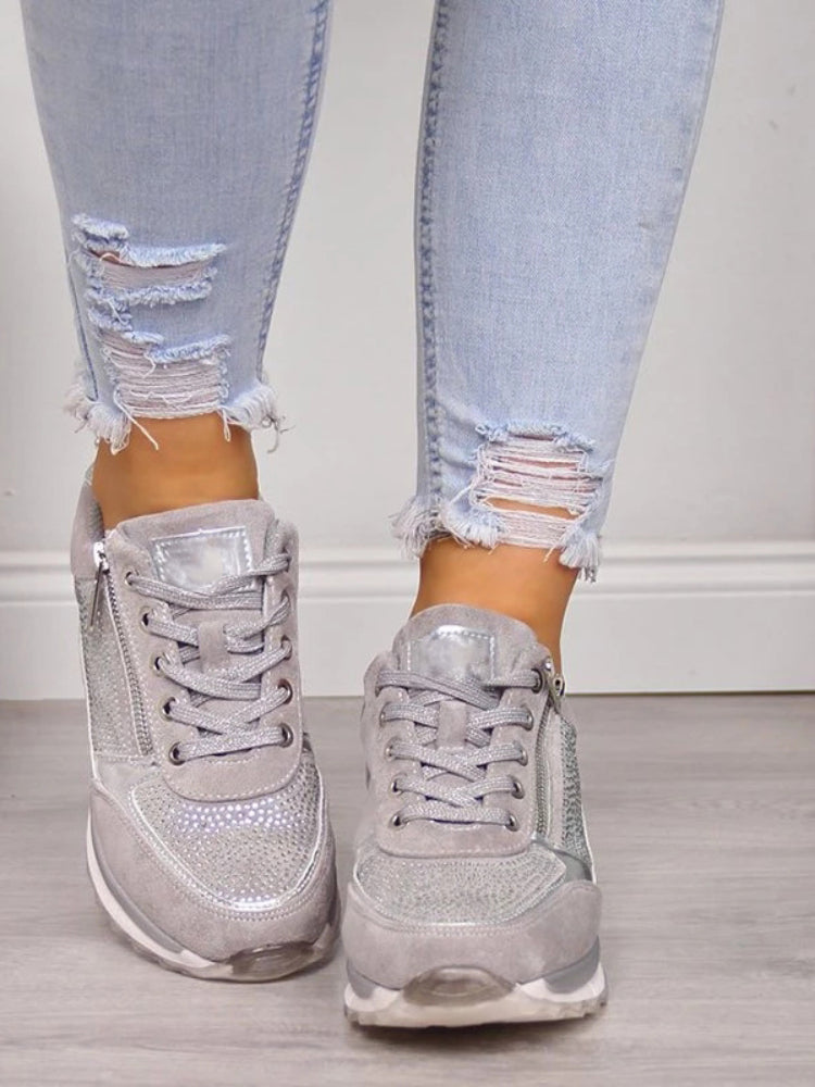 Woman's Suede Shoes - Low-Top with Grip Sole