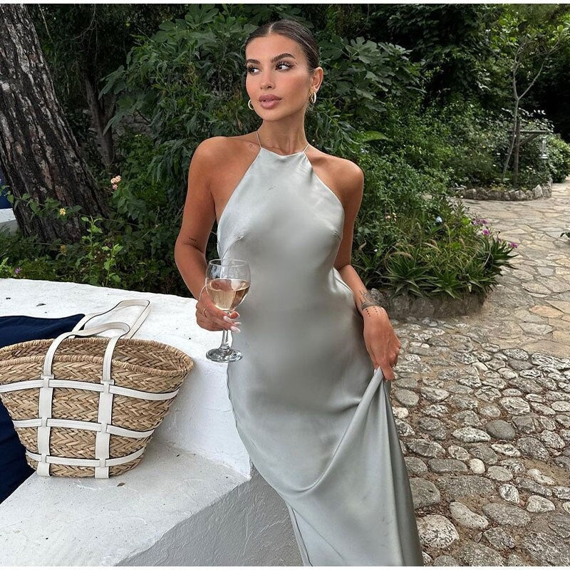 Sleeveless Elegant Maxi Dress with Open Back Design