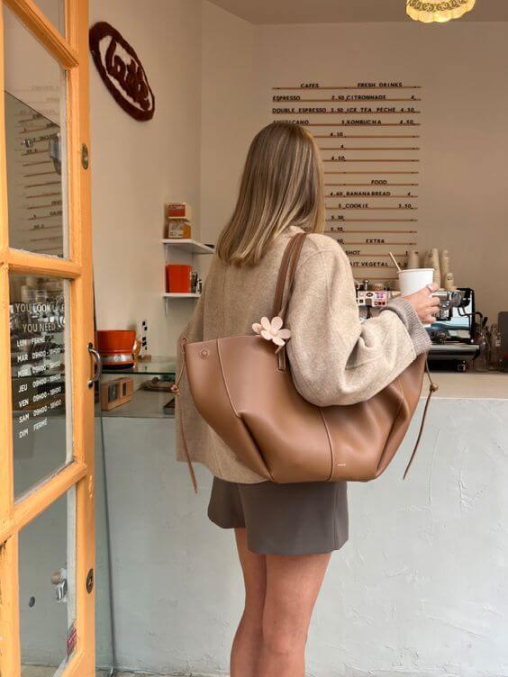 Stylish Vintage Leather Tote Bag