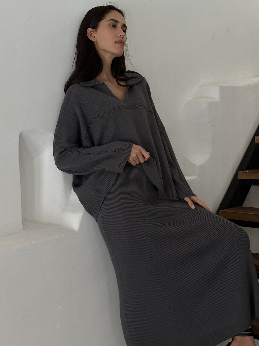 V-Neck Two-Piece Women’s Knit Set