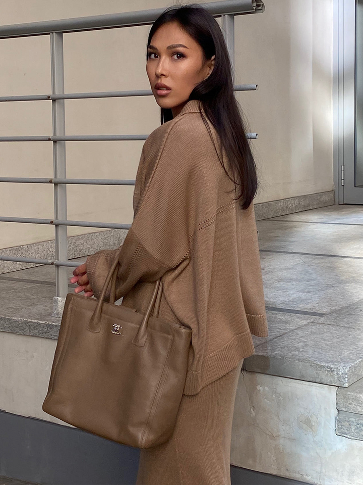 V-Neck Two-Piece Women’s Knit Set