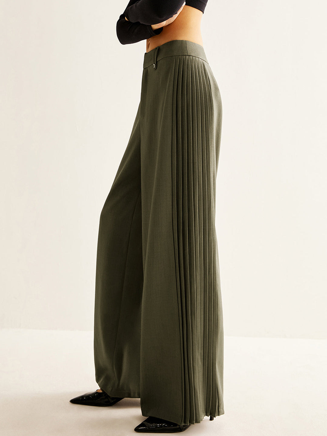 Wide Leg Pants with Side Pleating