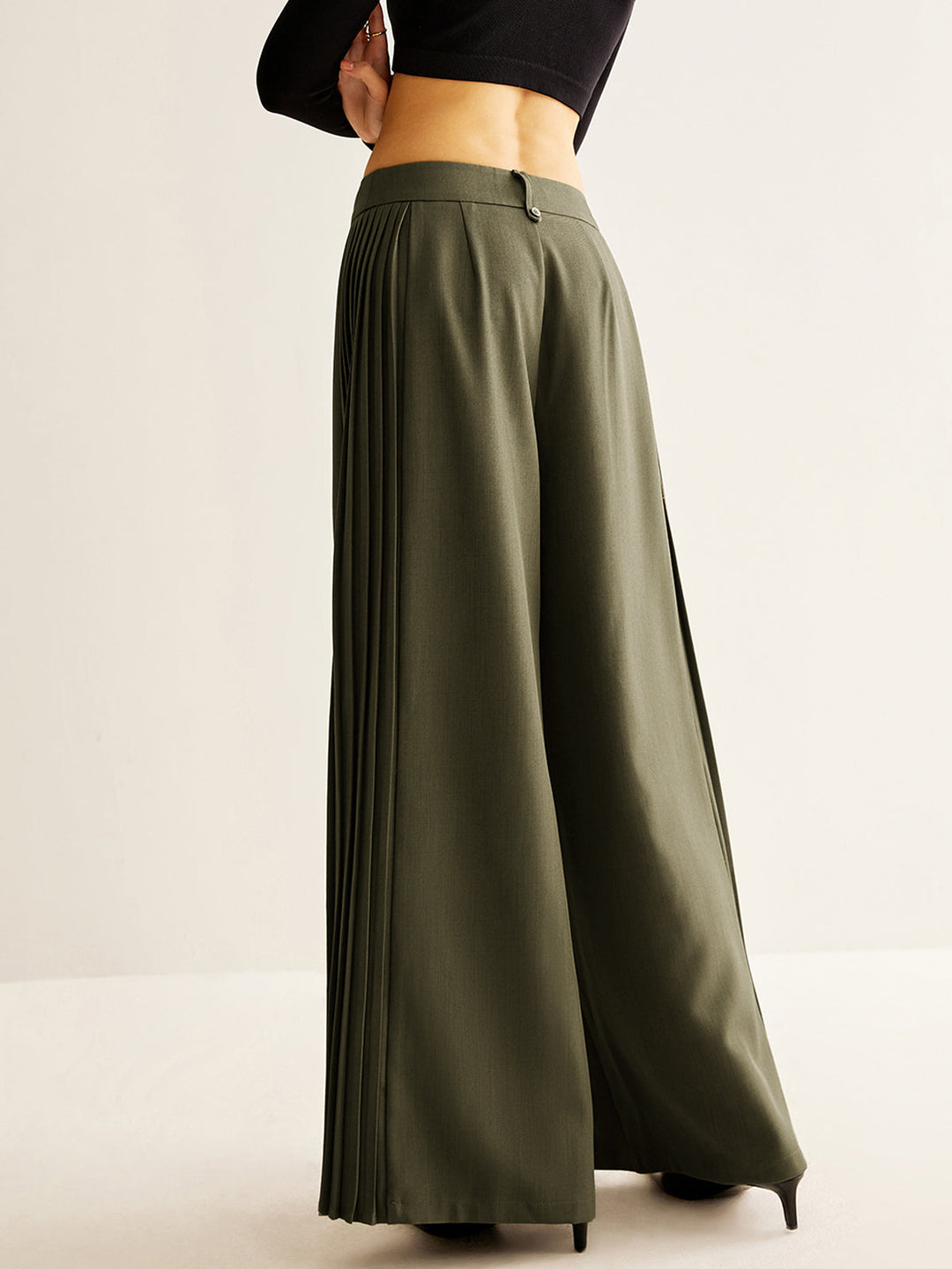 Wide Leg Pants with Side Pleating