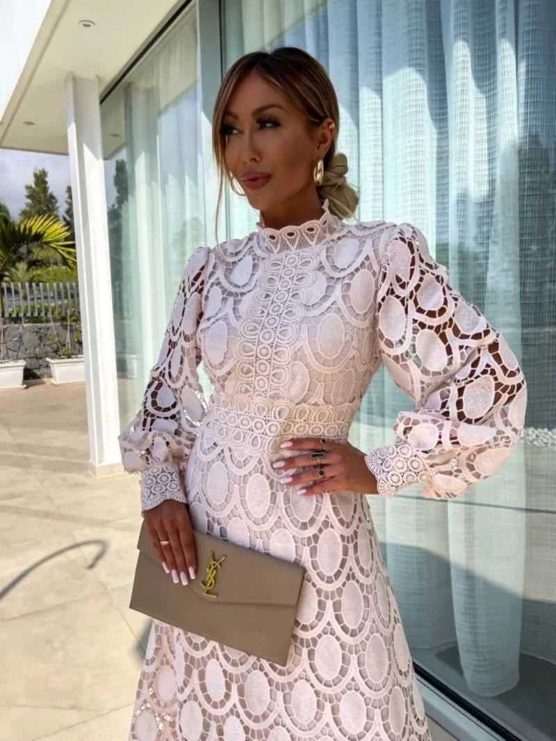 Women’s Lace Evening Dress with Long Sleeves and Elegant Fit