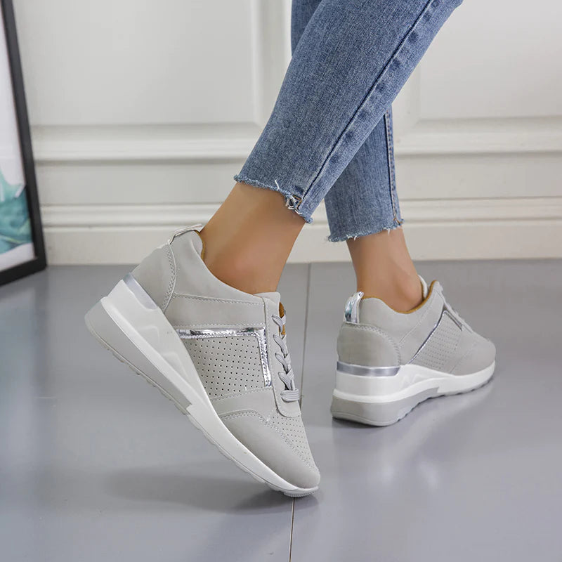 Woman's Cushioned Comfortable Sneakers