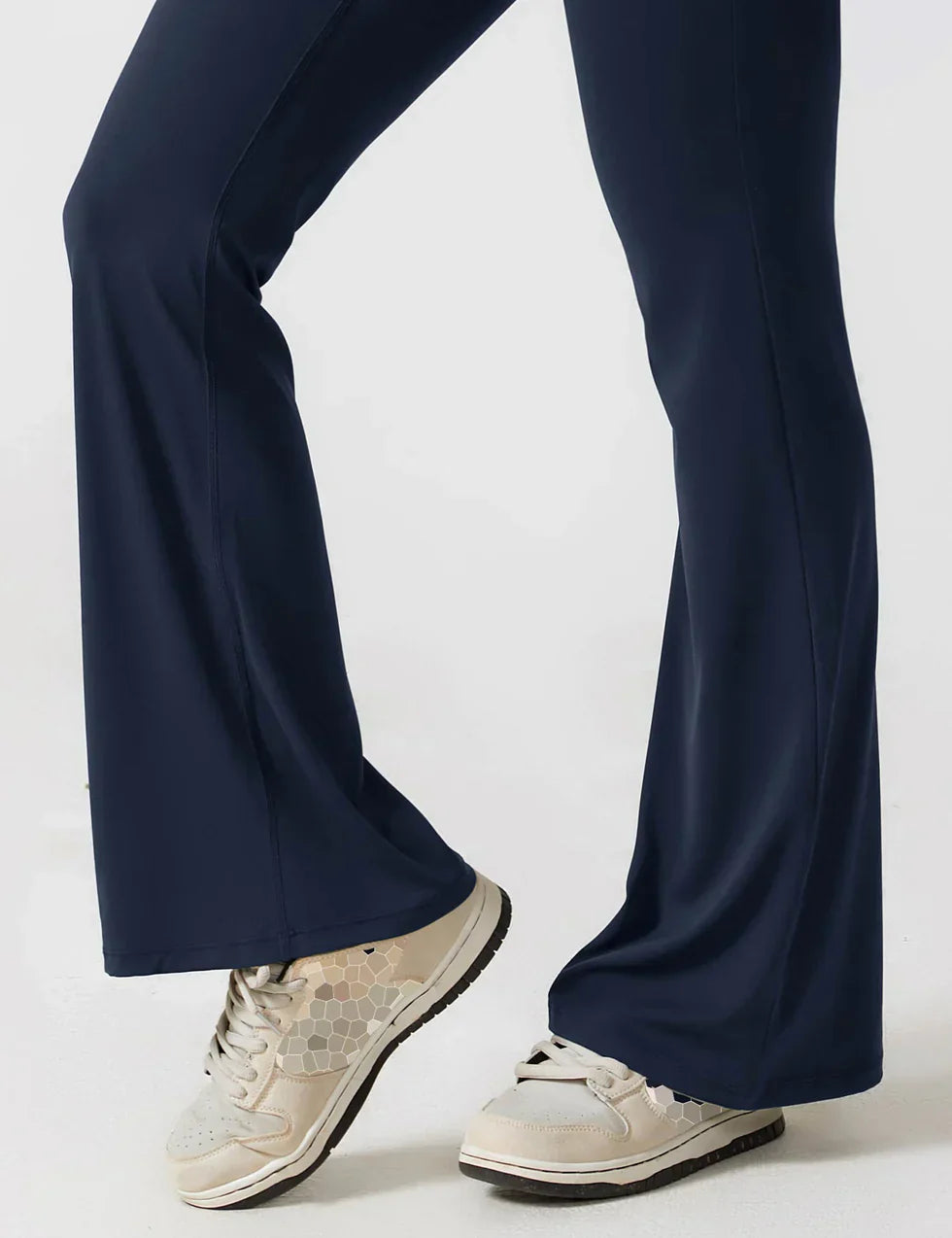 Women’s Flare-Leg Jumpsuit – V-Back Sleeveless