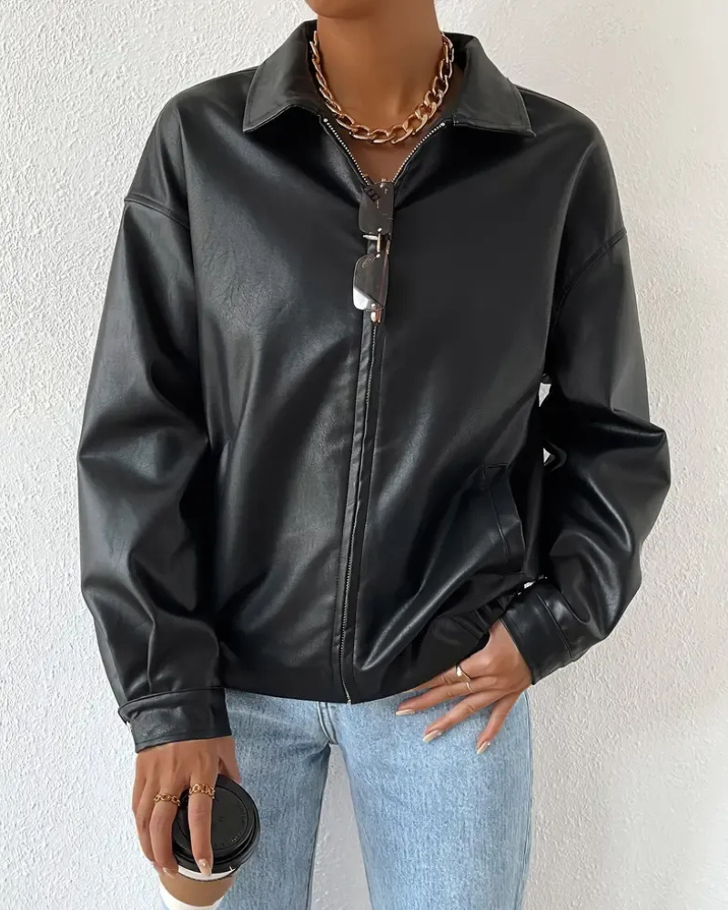 Trendy Lightweight Softshell Outdoor Jacket