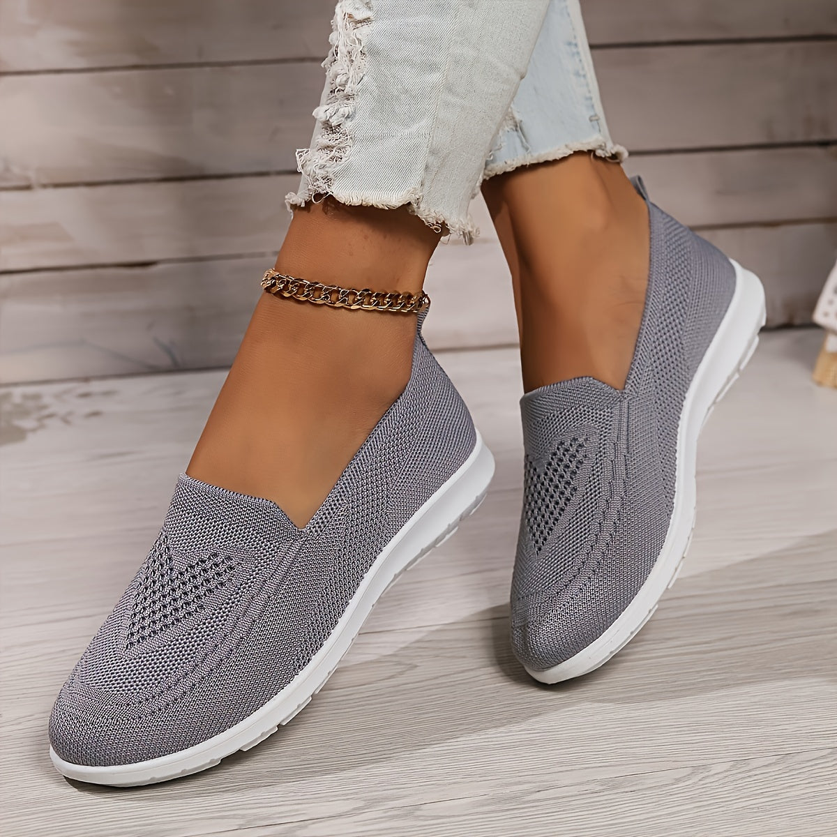 Breathable Knit Slip-On Walking Shoes Women's Trainers
