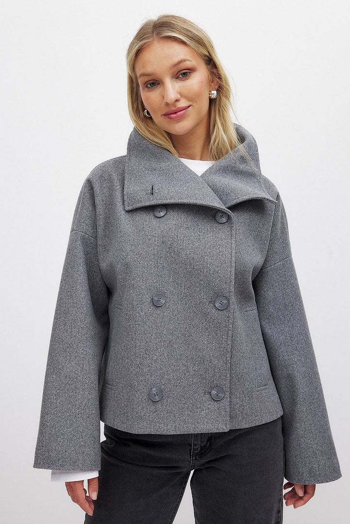Short Double-Breasted Timeless Wool Coat