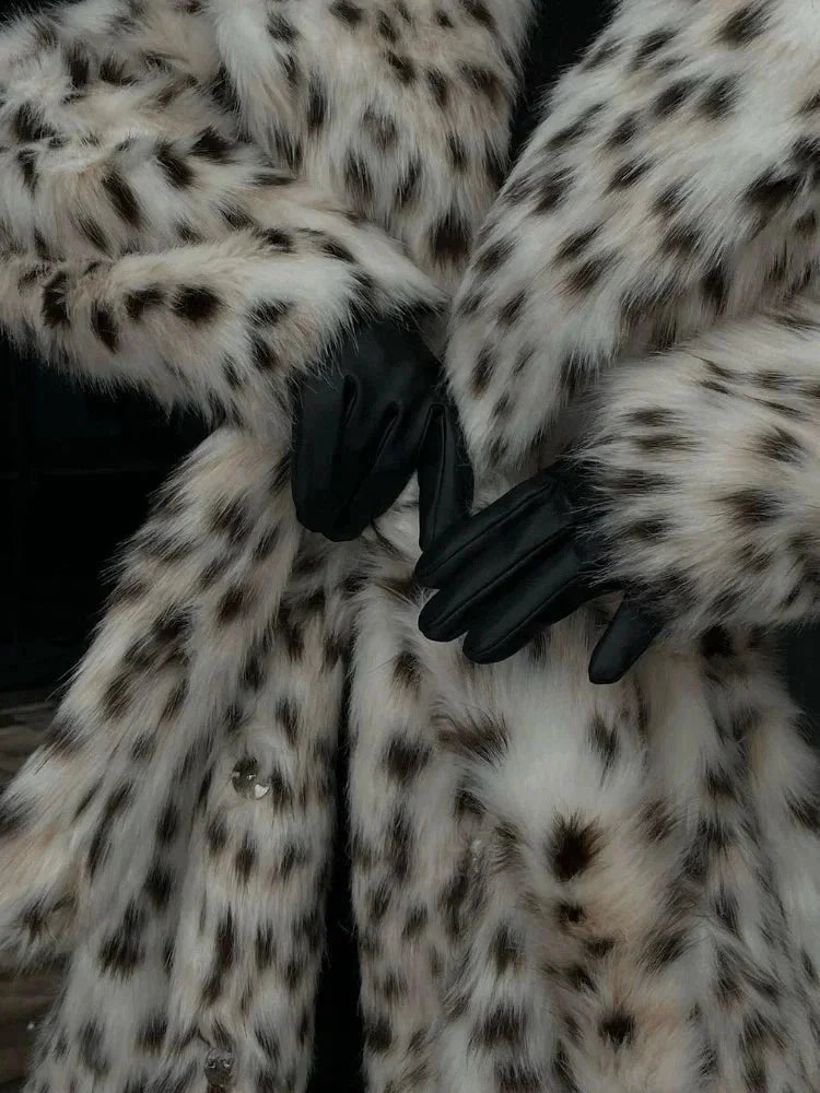 Elegant Long Leopard Print Coat