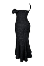 Mid-length floral pattern women's dress with wide straps