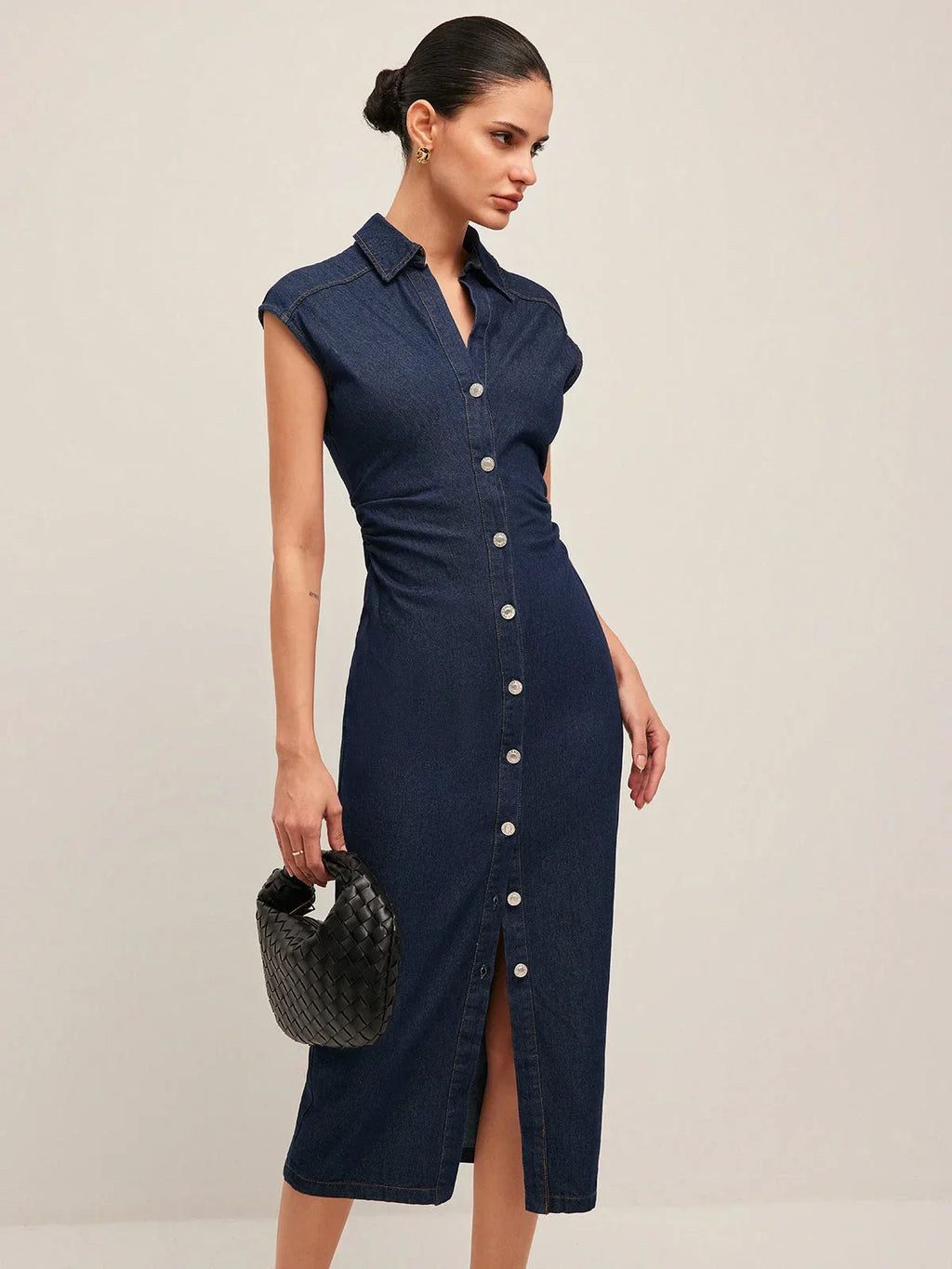 Navy Blue Buttoned Midi Denim Dress with V-Neck and Sleeveless Design for Office Summer