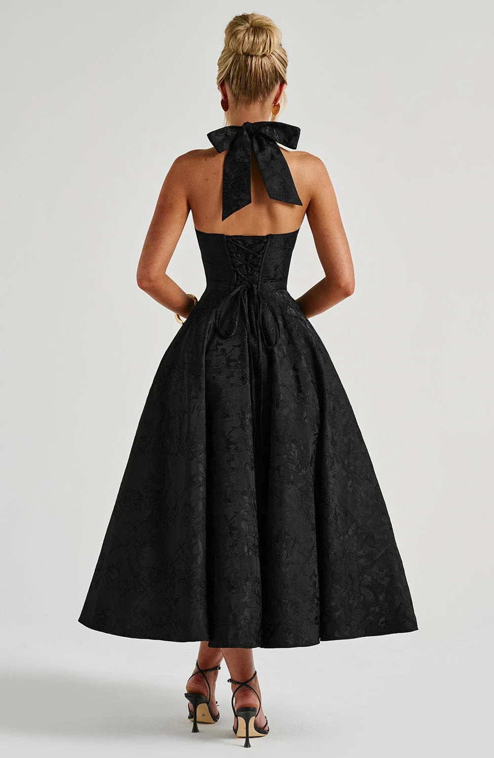 Mid-length Women's Dress with Open Back and Flared Skirt