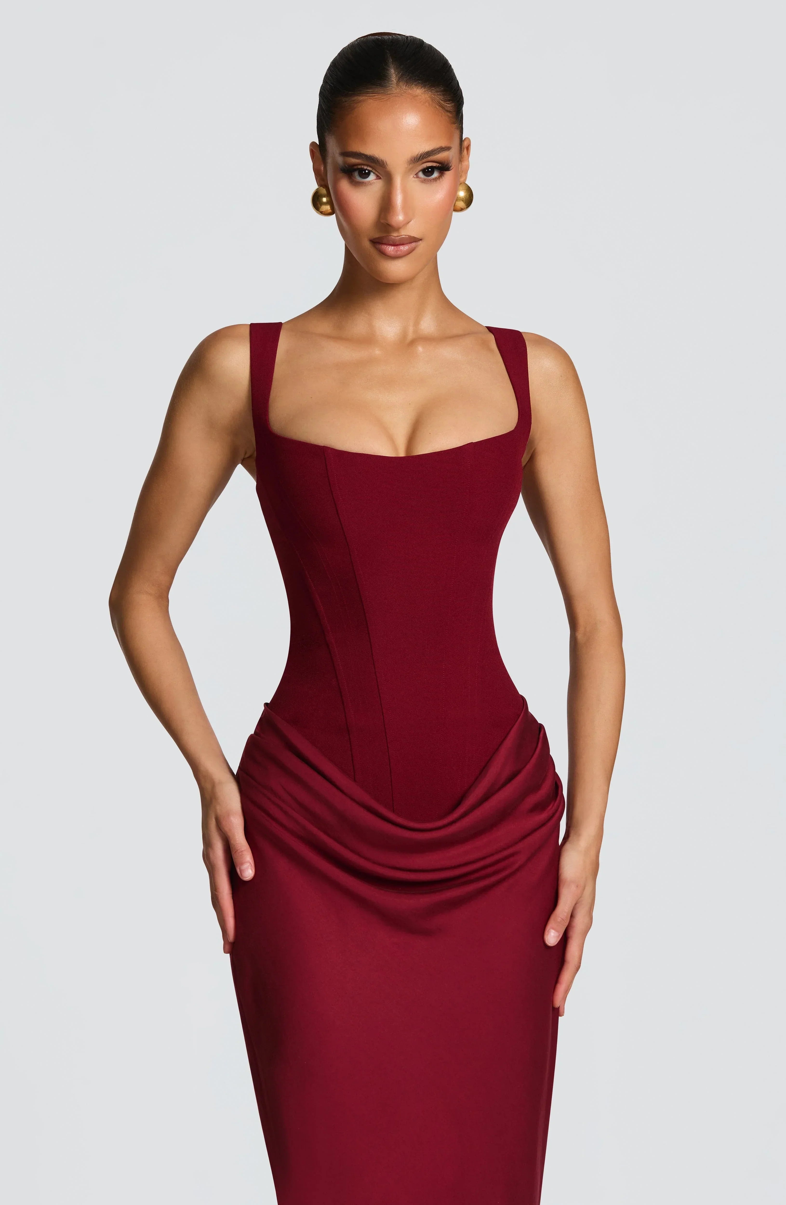 Long Fitted Dress for Women with Open Back