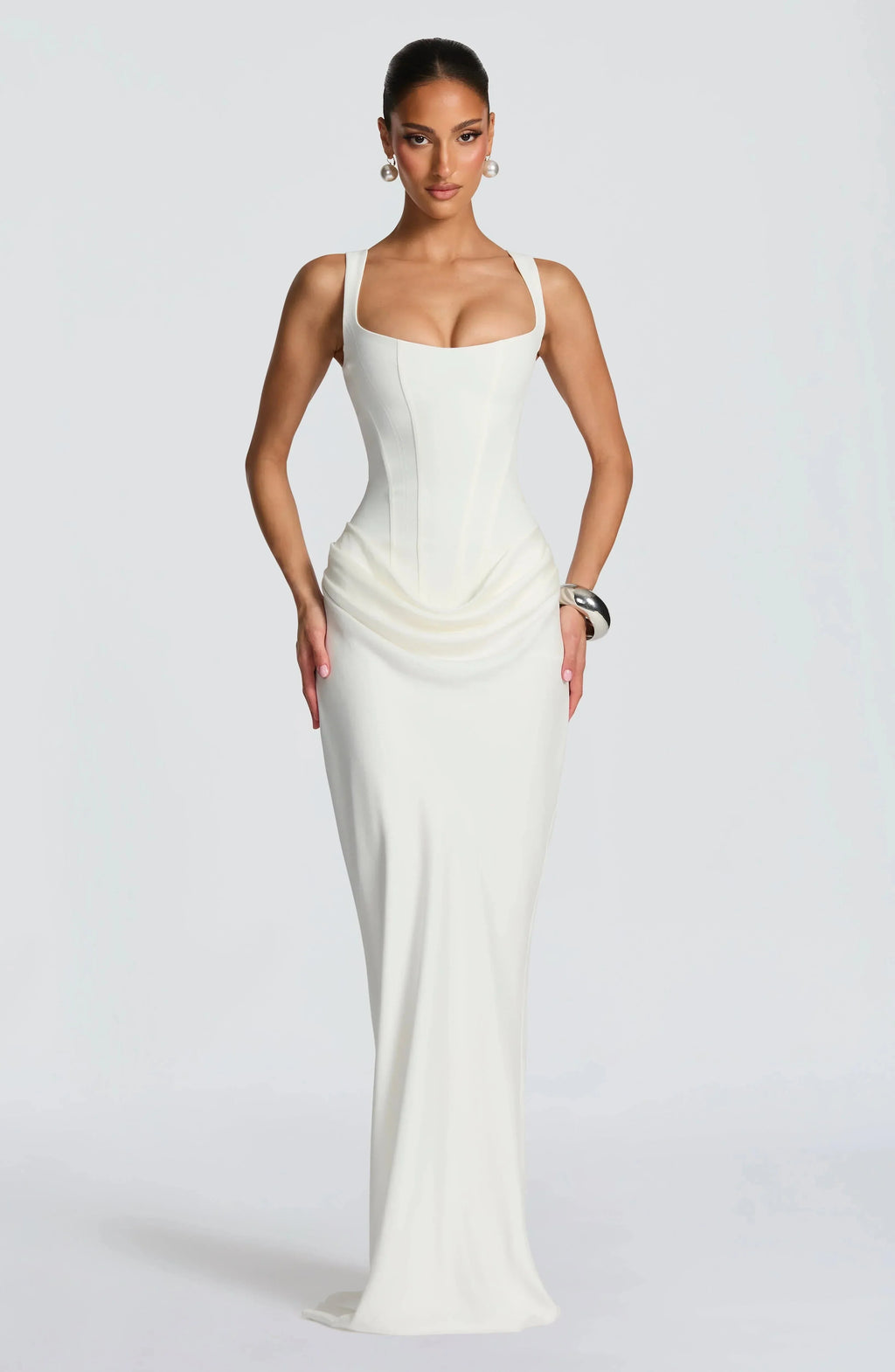 Long Fitted Dress for Women with Open Back