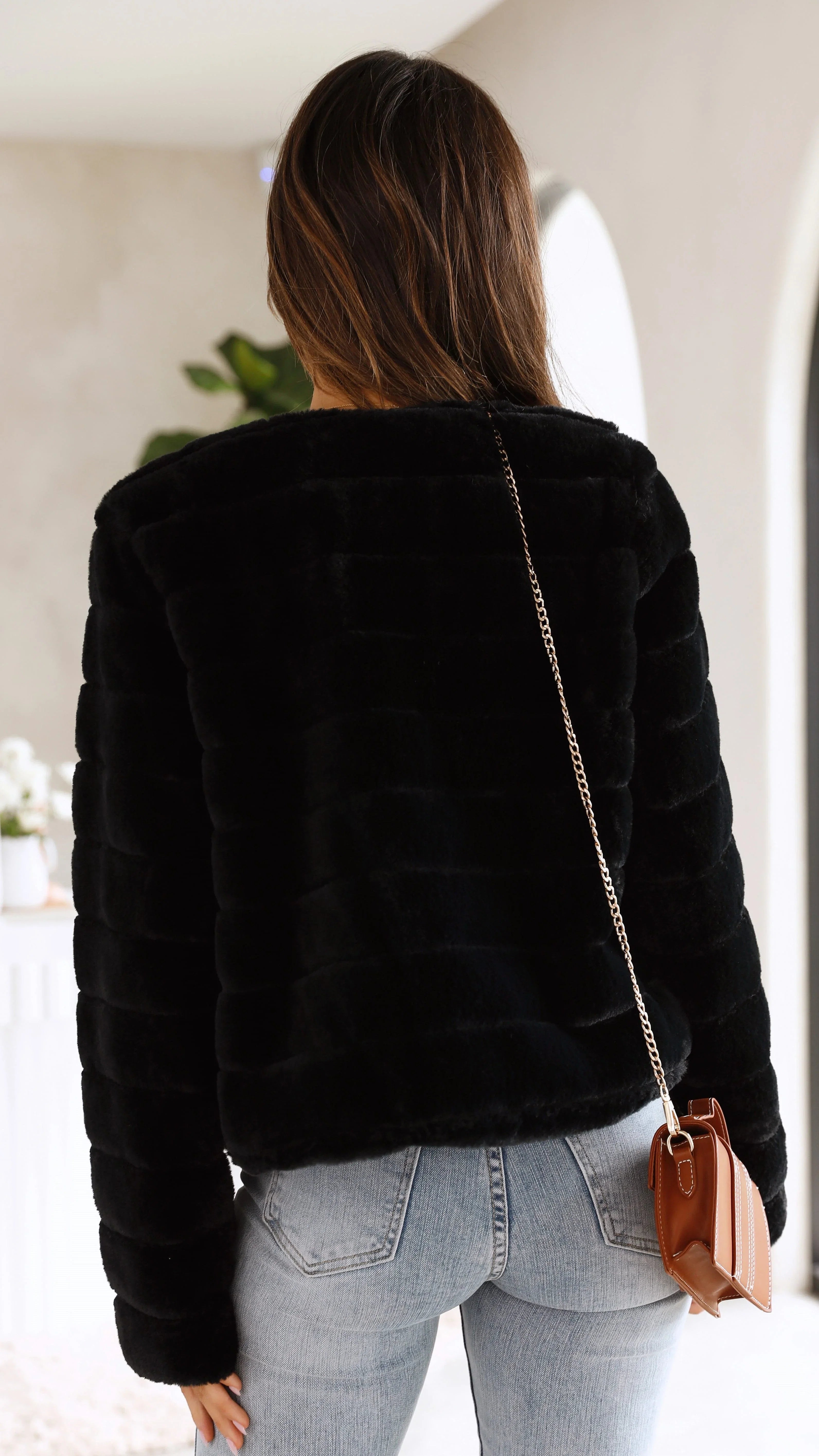 Short Faux Fur Collar Jacket