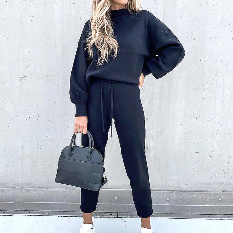 Woman's Soft & Stylish Loungewear Set