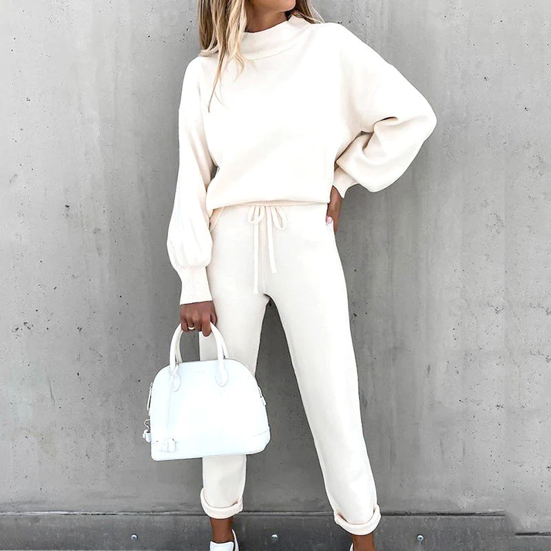 Woman's Soft & Stylish Loungewear Set